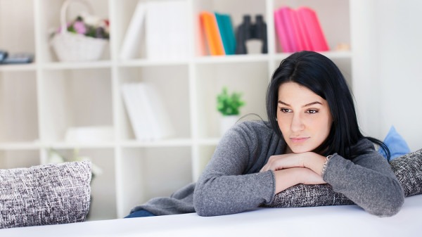 中醫(yī)有五季，其中一季是“長(zhǎng)夏”，那這個(gè)季節(jié)究竟怎么過(guò)