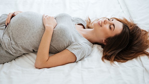 孕妇脚肿了要怎么按摩 按摩四个穴位可改善孕妇脚肿