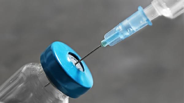 打了狂犬疫苗的貓咪咬傷了手怎么辦