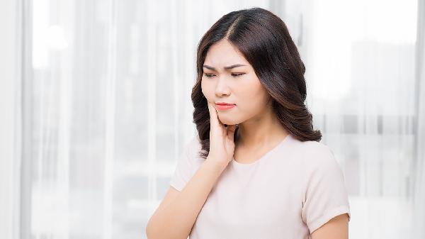 口底癌如何治療 口底癌的3個常規(guī)療法詳述