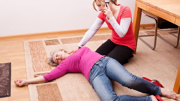 青年人猝死是怎么回事 青年人猝死的4個誘因淺析