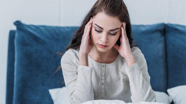 经常头痛怎么办 快速缓解头痛的5个秘诀揭晓