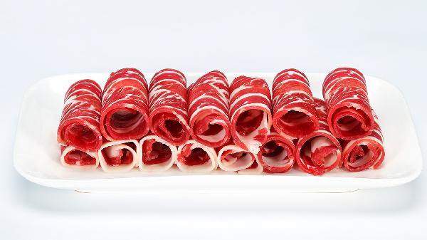 大便用力肛門(mén)有肉出來(lái)正常嗎