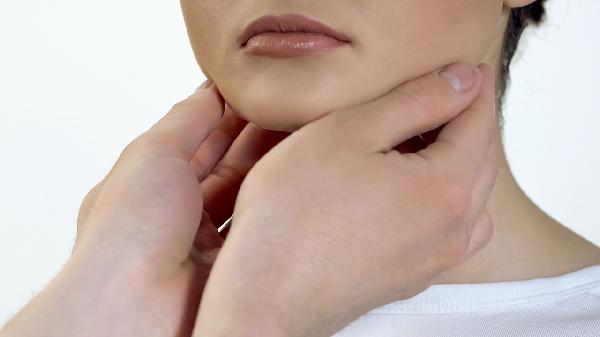 促甲状腺素高、游离甲状腺素低怎么办