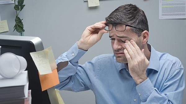 蚊子飞进眼睛里怎么办 蚊子飞进眼睛里的急救处理方法揭晓