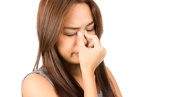 糖尿病人眼睛突然间肿了怎么回事