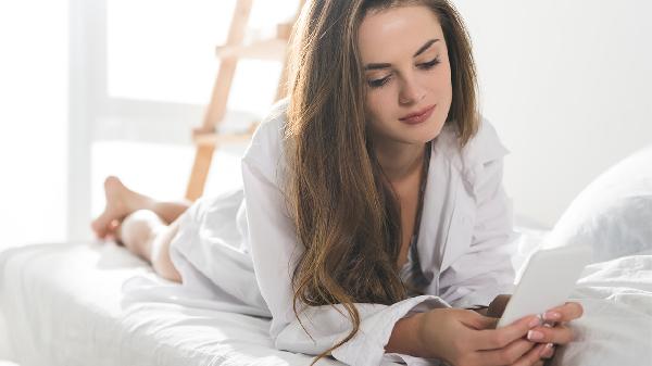 跟离婚女人交往，男人有哪些需要注意的地方？