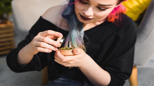 化妆品中毒的症状