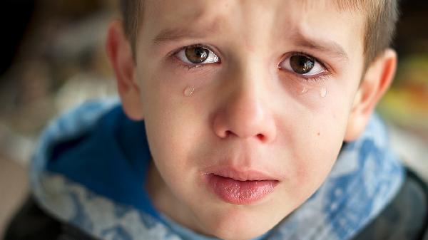 5歲兒童半夜哭鬧叫不醒