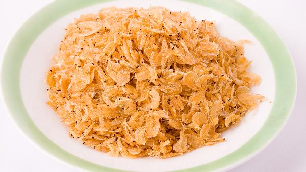 骨頭湯、蝦皮補鈣效果差，這5種高鈣食物更佳，但很多人不愛(ài)吃！