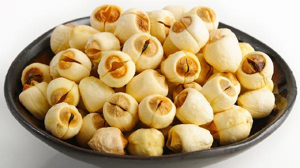 胎菊莲子心泡水喝的功效