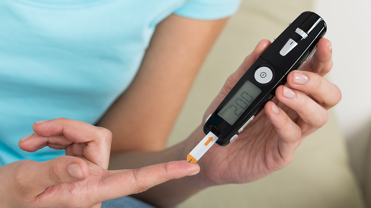 饭后2小时血糖值8.0mmoL/L高吗?