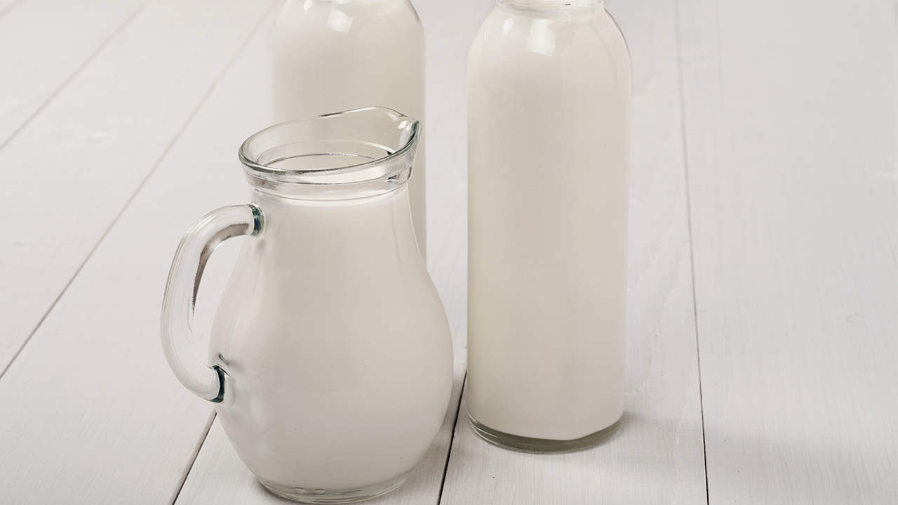 让吃母乳的孩子接受配方牛奶