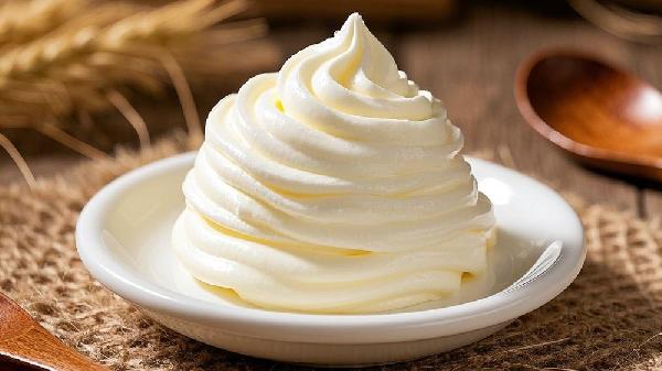 正確打發(fā)淡奶油方法竅門(mén)