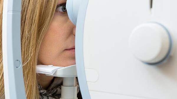 做眼瞼下垂手術(shù)的價(jià)格影響因素