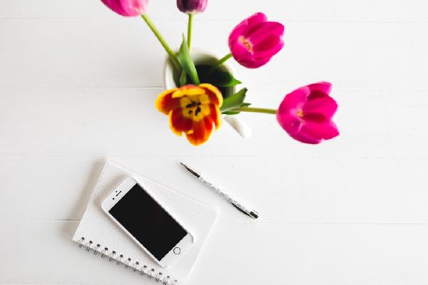 孩子控制不住自己玩手機怎么辦