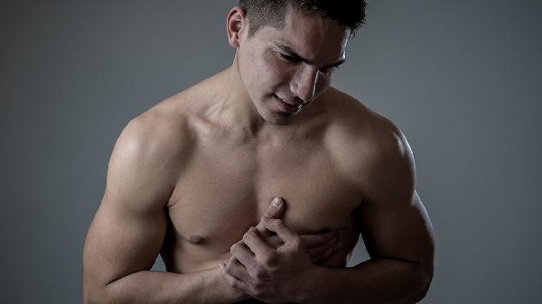 左側液氣胸嚴不嚴重