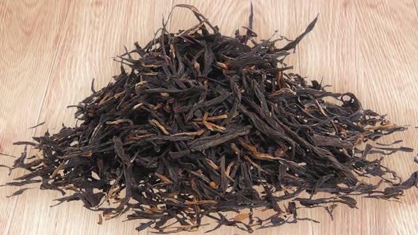 普洱茶生茶與熟茶的區(qū)別及飲用方法