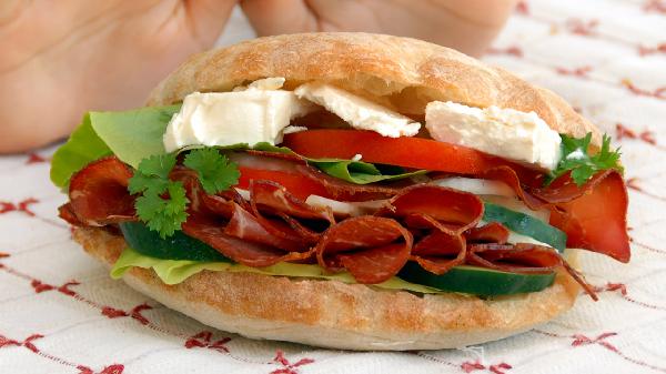 面包冷藏還是冷凍保存好