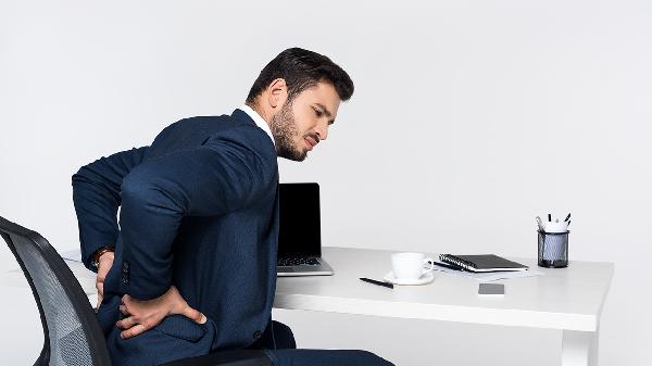 背脊疼痛是怎么回事