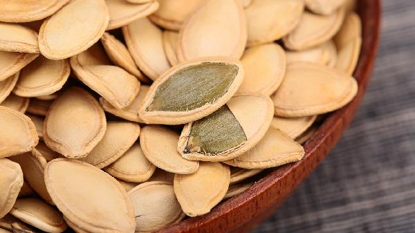 瓜子花生發(fā)霉了能吃嗎