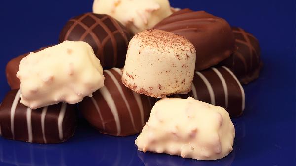 吃巧克力能增肥嗎