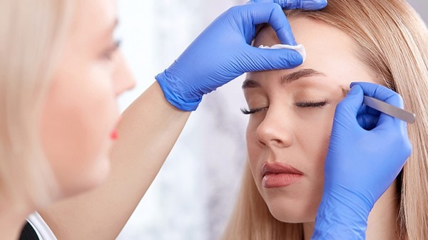 {打完肉毒素感觉头痛是什么原因 注射完肉毒杆菌会有这七个副作用}