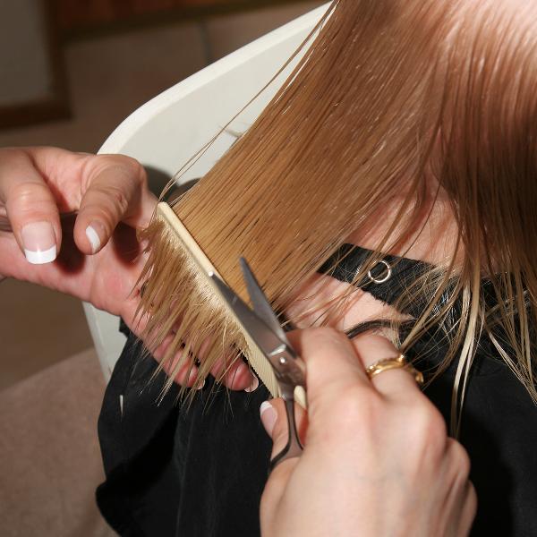 女生練胸大肌最佳動(dòng)作