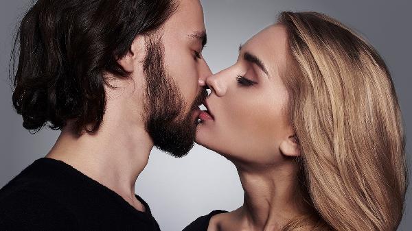 情侶之間共享位置好不好