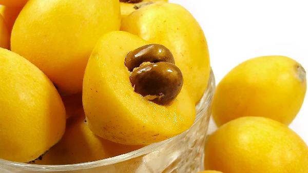 枇杷可以煮水喝嗎功效