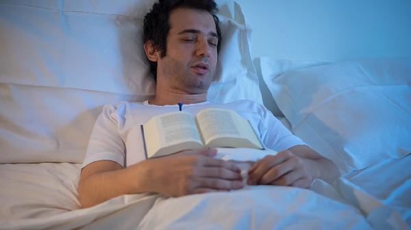 怎樣睡覺才能不打呼嚕