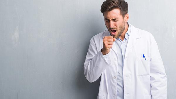 男人養性伸懶腰打哈欠很管用 胸悶伸懶腰打哈欠