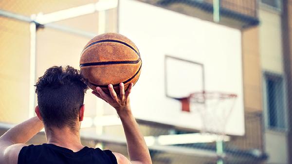 打籃球的女生受歡迎嗎