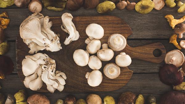 腌制的蘑菇咸了怎么辦