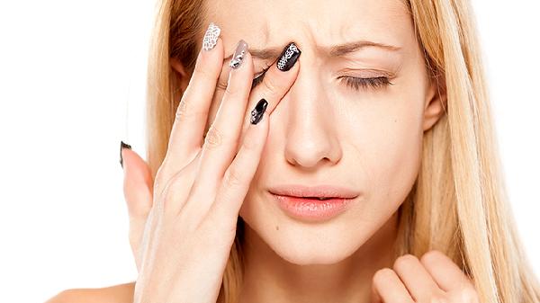 眉位不正修復(fù)疼嗎