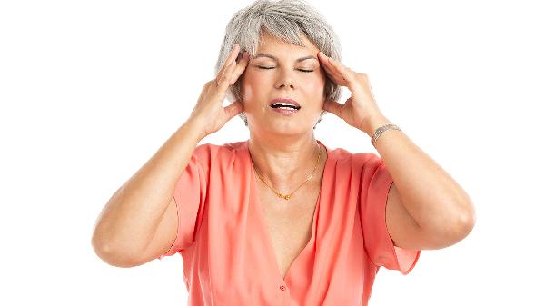 中風偏癱一側不能動怎么辦