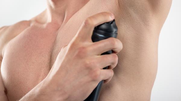 大人狐臭抱嬰兒影響嗎