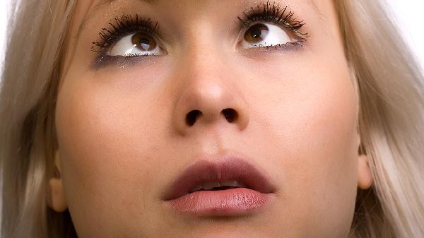 角膜炎的常見(jiàn)治療方法