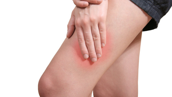 坐骨神經(jīng)痛應該怎么治療？理療可以緩解坐骨神經(jīng)痛嗎？