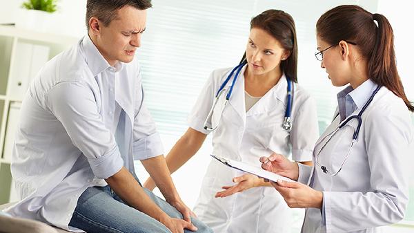 練八段錦會(huì )傷膝蓋嗎？真相來(lái)了