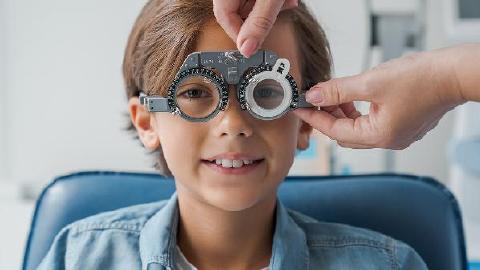 斜視手術(shù)能完全恢復(fù)多久