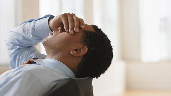 血尿或暗示男性前列腺炎