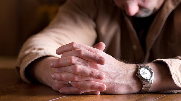 抑郁症7个不易察觉的信号，别误以为仅是“心情稍差”这么简单！