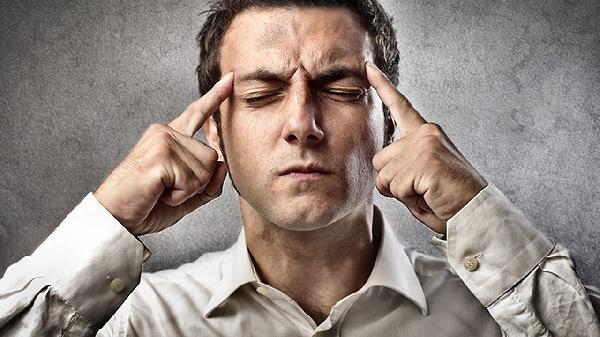 頭痛一陣一陣的跳著痛什么原因