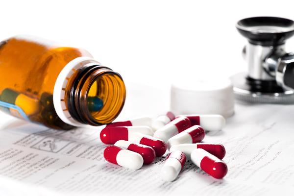 連花清瘟膠囊和布洛芬片能一起吃嗎