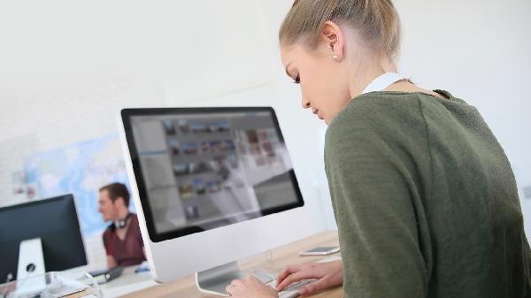 中年社交真相：這3類人越早斷聯(lián)，后半生越輕松