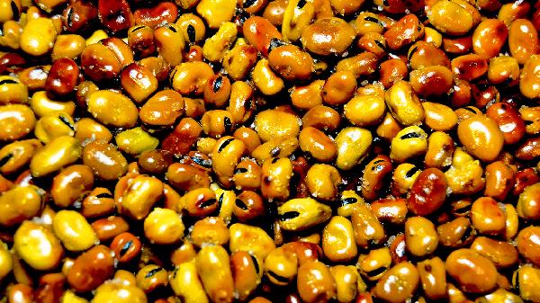 蠶豆過(guò)敏癥狀有哪些 蠶豆過(guò)敏五個(gè)癥狀很?chē)乐?></a>
      </div>
</div>
          <div   id=