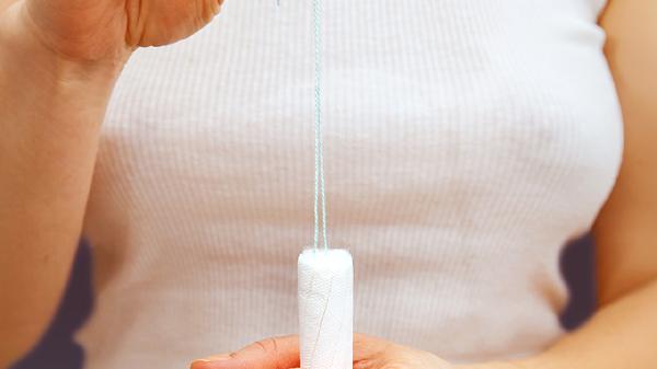 來月經(jīng)前乳房一碰就疼如何止痛