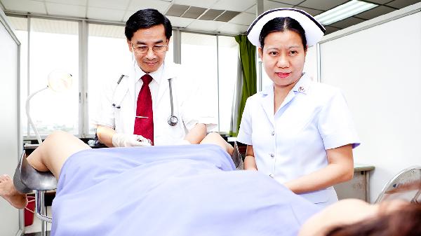 鼻血止不住是白血病嗎 鼻血止不住需警惕這四種疾病