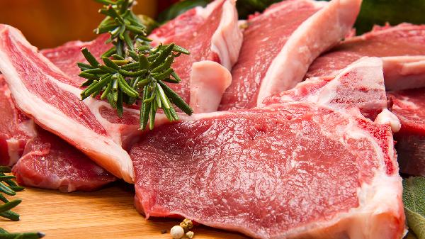 白內(nèi)障做完手術(shù)可以吃羊肉嗎